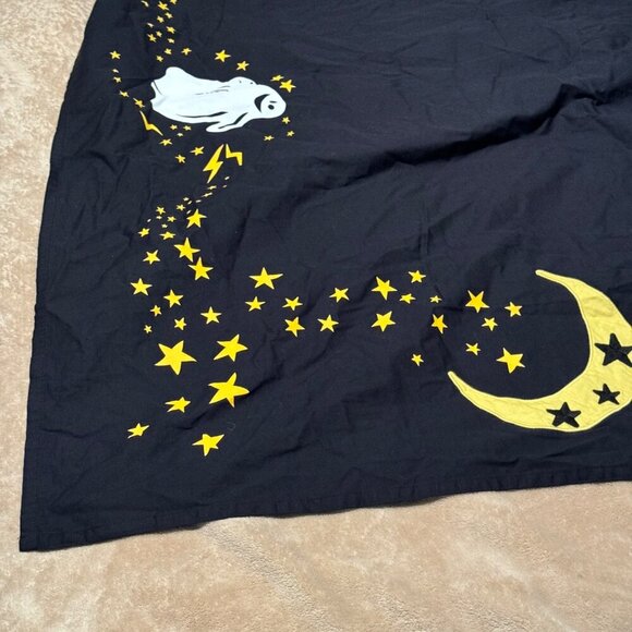 Pottery Barn Rare HTF  Kid Halloween Ghost Tablecloth  Black White Gold embroide - Picture 3 of 7